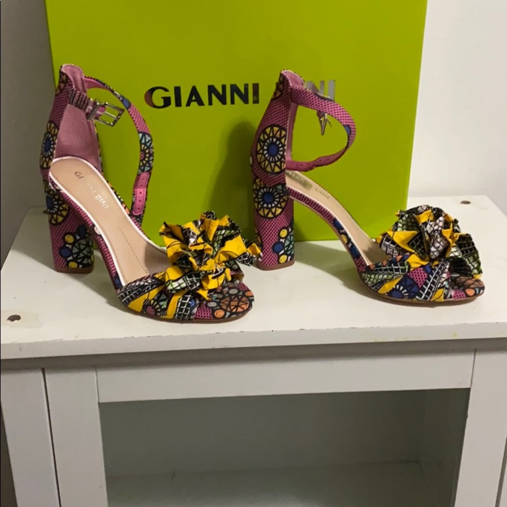 Lorree style Gianni bini heels size 6.5